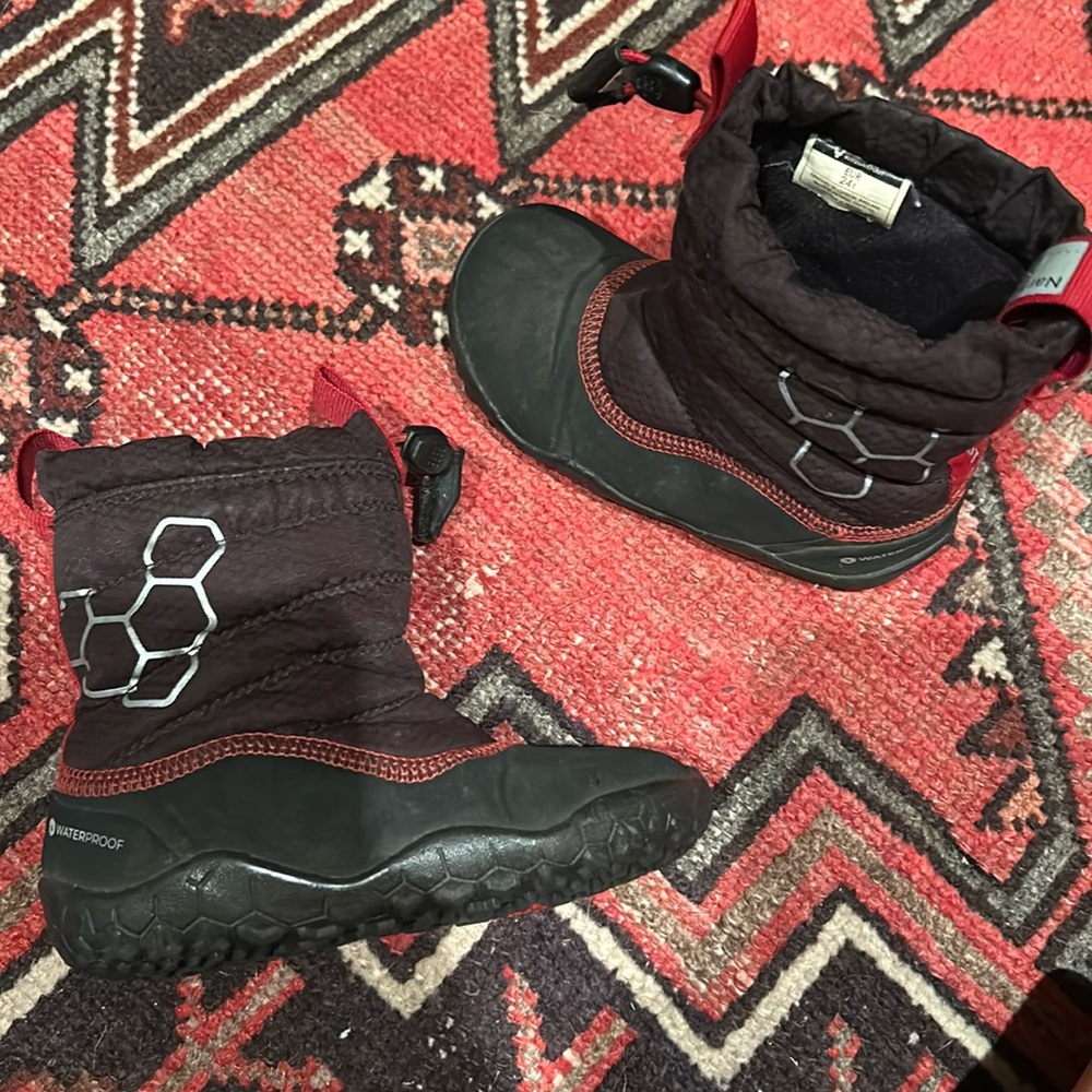 VivoBarefoot Toddler Lumi waterproof boot EU 24